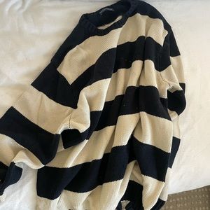 Brandy Melville sweater